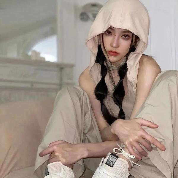 与海明威为邻